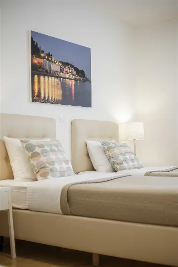 Air-Conditioned Holiday House in Split for 4 Guests