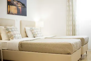 Air-Conditioned Holiday House in Split for 4 Guests