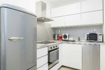 Air-Conditioned Holiday House in Split for 4 Guests