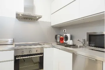 Air-Conditioned Holiday House in Split for 4 Guests