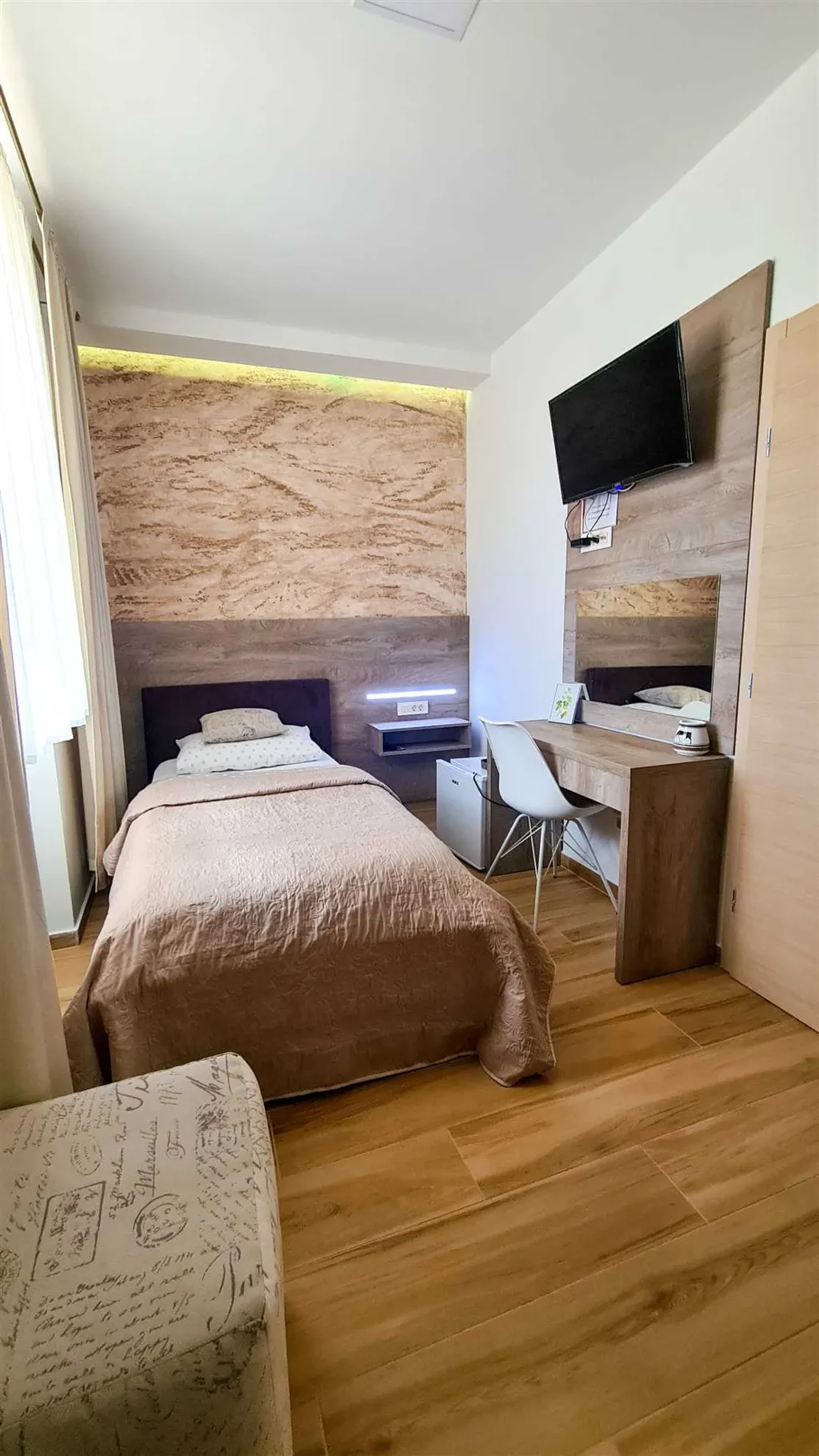 Single Room in Daruvar, Croatia for 1 Guest