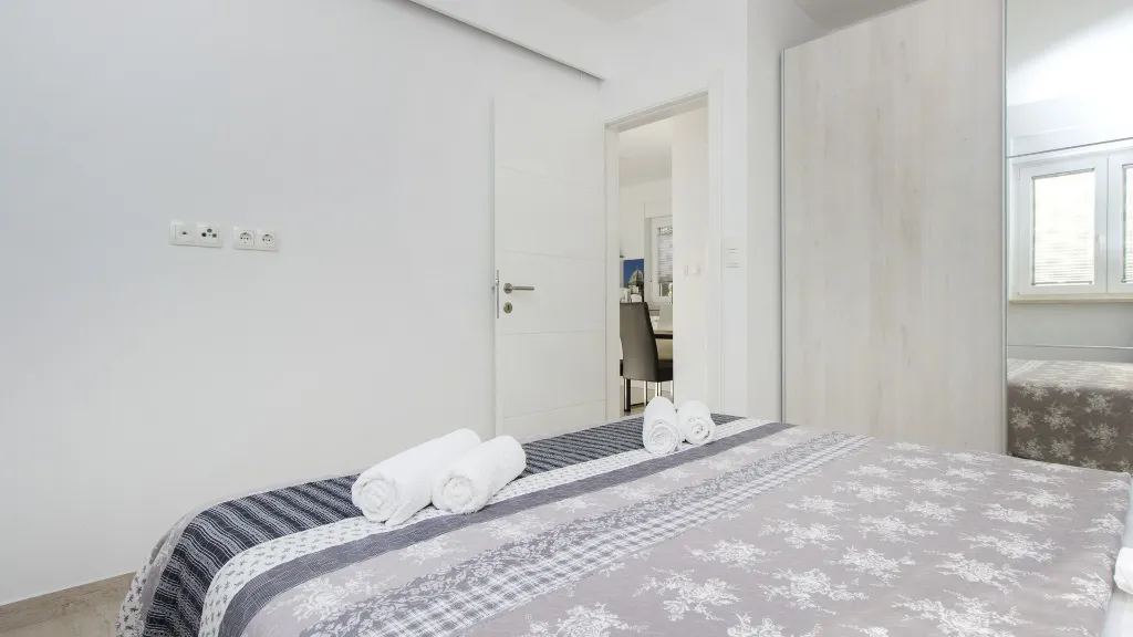 Vodice Apartment for 4 with Terrace & Garden