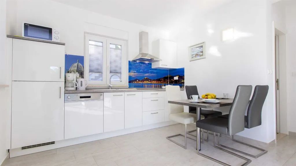Vodice Apartment for 4 with Terrace & Garden