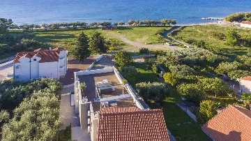 1-Bedroom Sea-View Apartment in Vodice (4 Guests)