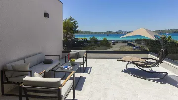 4-Bedroom Villa in Srima with Sea-View Pool