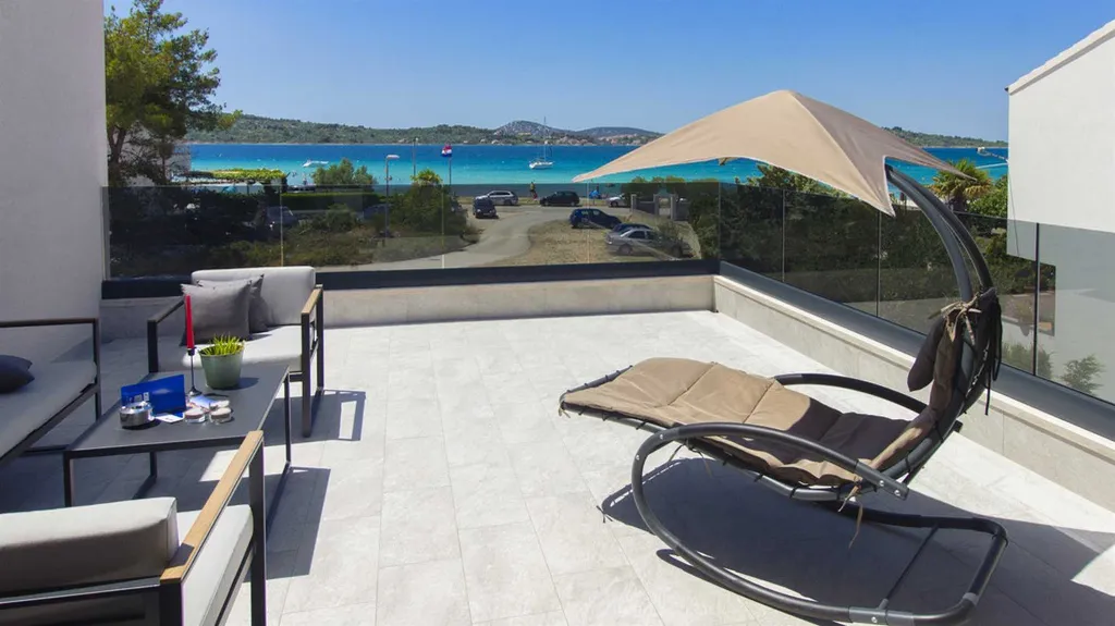 4-Bedroom Villa in Srima with Sea-View Pool