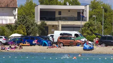 4-Bedroom Villa in Srima with Sea-View Pool