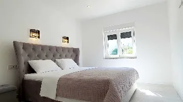 Vodice 4-Bedroom Apartment with Outdoor Pool and Yard