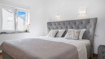 Three-Bedroom Apartment with Pool View in Vodice