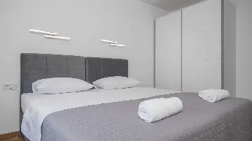 Three-Bedroom Apartment with Pool View in Vodice