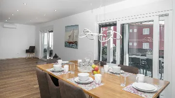 Three-Bedroom Apartment with Pool View in Vodice