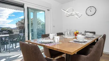 Three-Bedroom Apartment with Pool View in Vodice