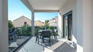 Three-Bedroom Apartment with Pool View in Vodice