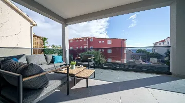 Three-Bedroom Apartment with Pool View in Vodice