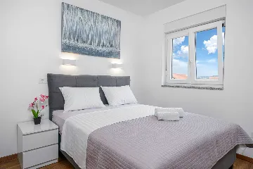 2-Bedroom Apartment in Vodice with Sea View Pool