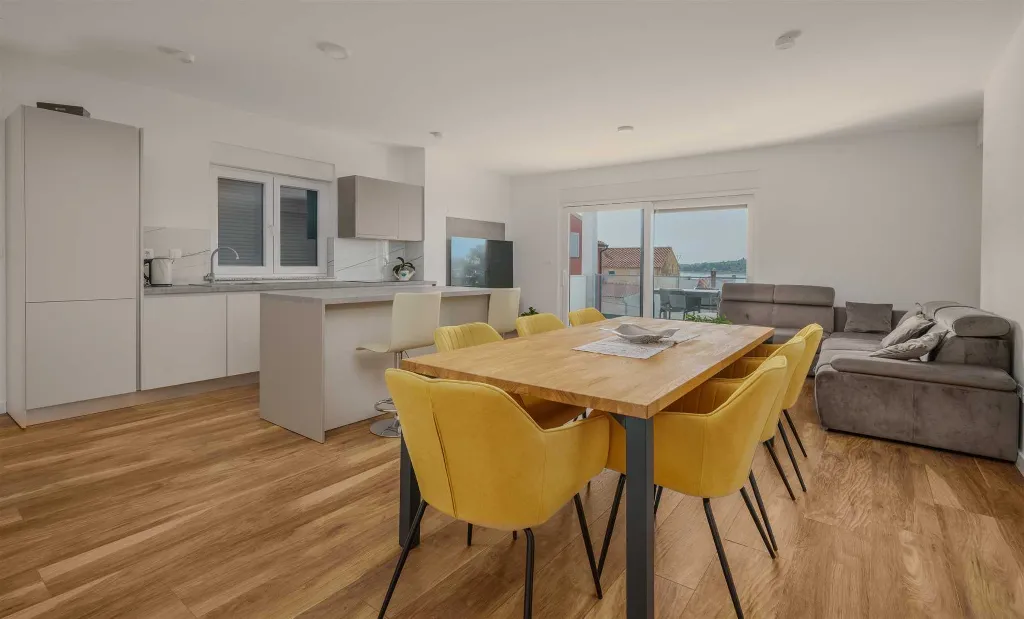 3-Bedroom Apartment in Vodice for 6 Guests