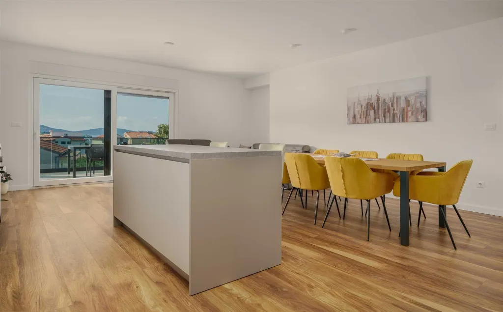 3-Bedroom Apartment in Vodice for 6 Guests