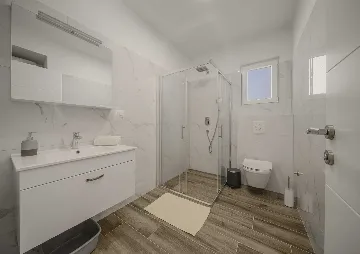 3-Bedroom Apartment in Vodice for 6 Guests