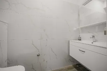 3-Bedroom Apartment in Vodice for 6 Guests