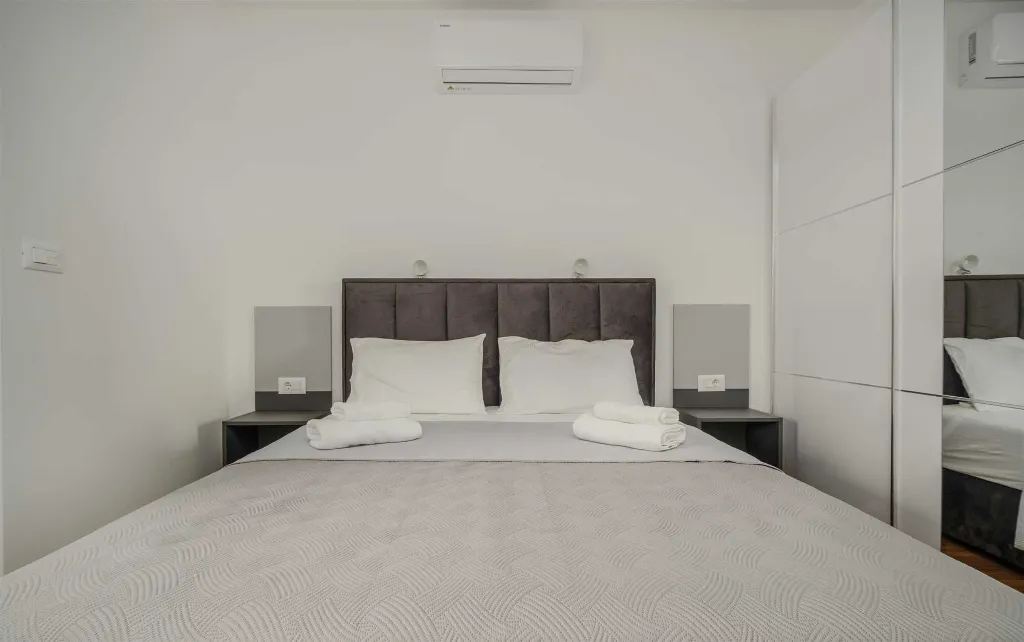 3-Bedroom Apartment in Vodice for 6 Guests