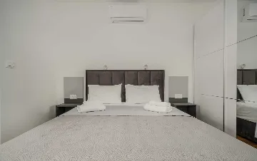 3-Bedroom Apartment in Vodice for 6 Guests