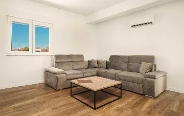 3-Bedroom Apartment in Vodice for Up to 6