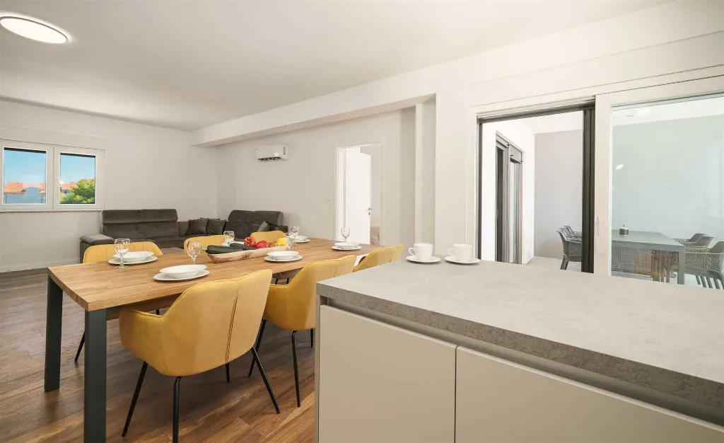 3-Bedroom Apartment in Vodice for Up to 6