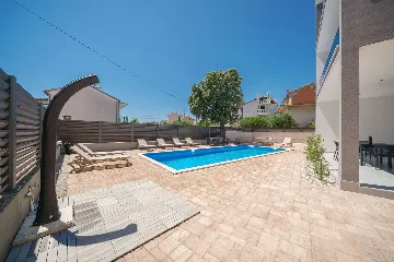 3-Bedroom Apartment in Vodice for Up to 6