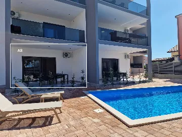 Two-Bedroom Apartment in Vodice for 4–5 Guests