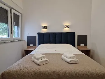 Two-Bedroom Apartment in Vodice for 4–5 Guests