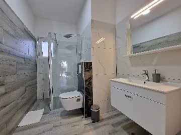 Two-Bedroom Apartment in Vodice for 4–5 Guests