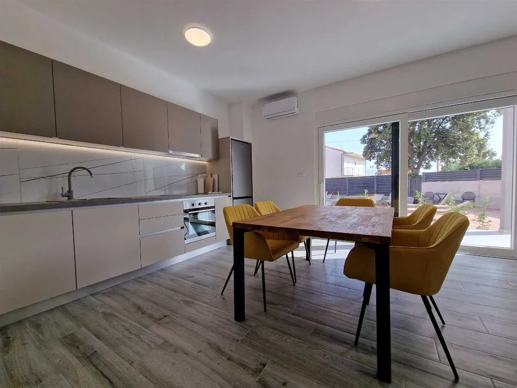 Two-Bedroom Apartment in Vodice for 4–5 Guests