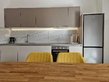 Two-Bedroom Apartment in Vodice for 4–5 Guests