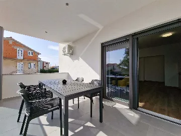 2-Bedroom Apartment in Vodice for up to 5