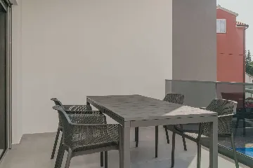 2-Bedroom Apartment in Vodice for up to 5