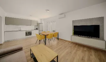 2-Bedroom Apartment in Vodice for up to 5