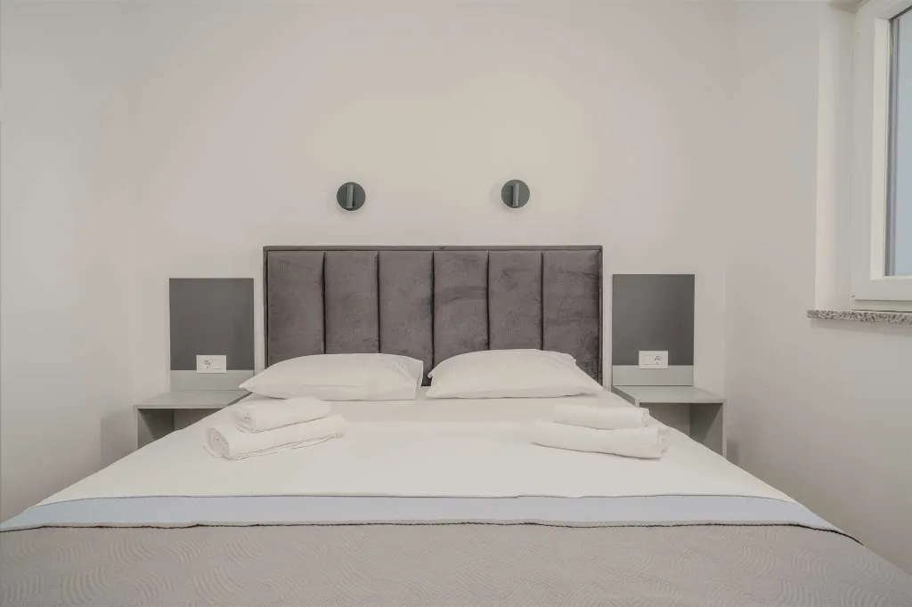 2-Bedroom Apartment in Vodice for up to 5