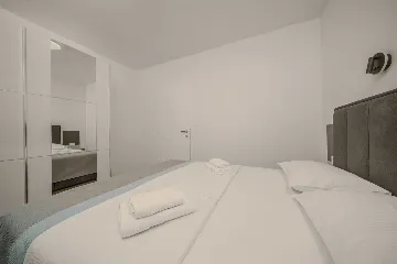 2-Bedroom Apartment in Vodice for up to 5