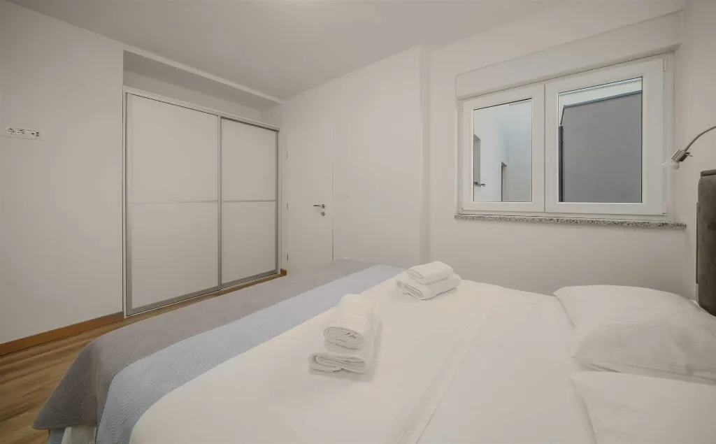 2-Bedroom Apartment in Vodice for up to 5