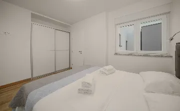 2-Bedroom Apartment in Vodice for up to 5