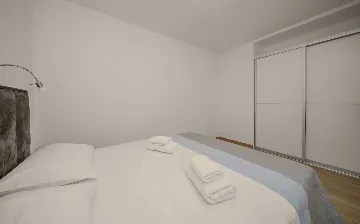 2-Bedroom Apartment in Vodice for up to 5