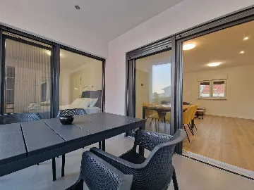 2-Bedroom Apartment in Vodice for Up to 4