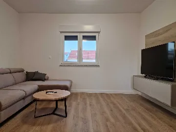 2-Bedroom Apartment in Vodice for Up to 4