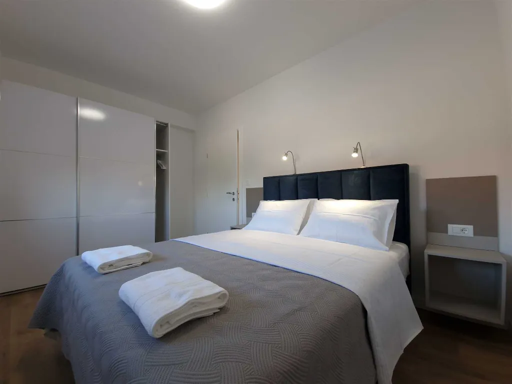 2-Bedroom Apartment in Vodice for Up to 4