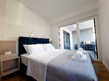 2-Bedroom Apartment in Vodice for Up to 4