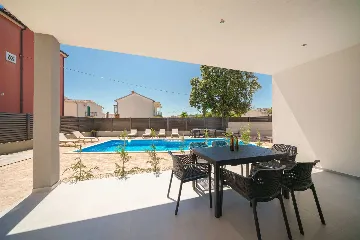 2-Bedroom Apartment in Vodice for Up to 5 Guests