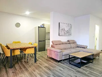 2-Bedroom Apartment in Vodice for Up to 5 Guests