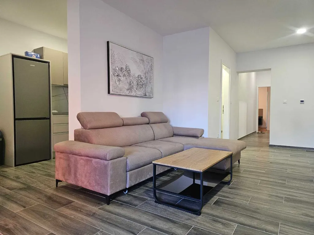 2-Bedroom Apartment in Vodice for Up to 5 Guests