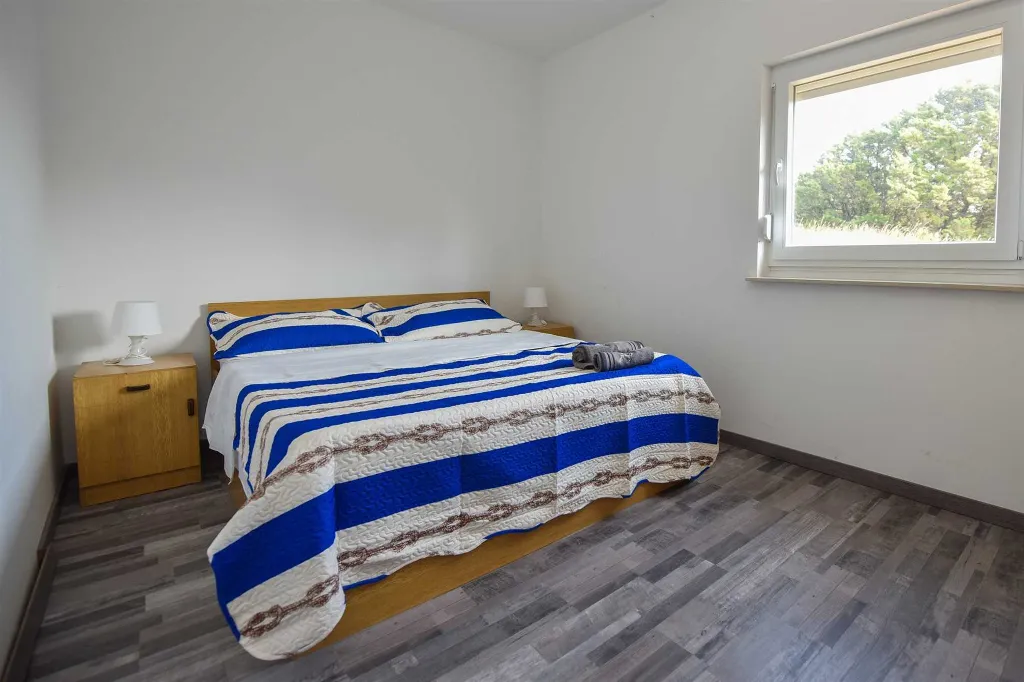 Stara Novalja Sea-View Apartment for 4 Guests