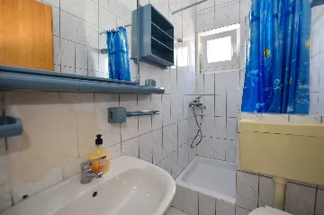 Stara Novalja Sea-View Apartment for 4